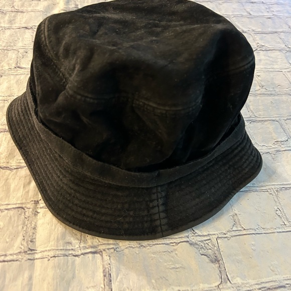 CAPPELLI WOMENS ACRYLIC/POLYESTER BLACK BUCKET HAT - Picture 4 of 8